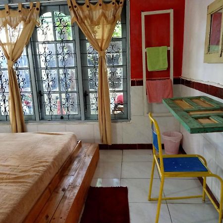 Deoplet Homestay & Gallery Yogyakarta Exterior photo