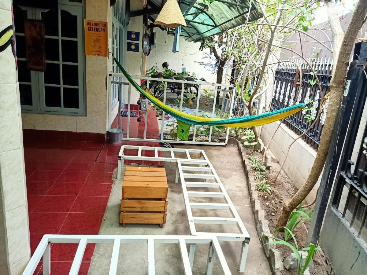 Deoplet Homestay & Gallery Yogyakarta Exterior photo