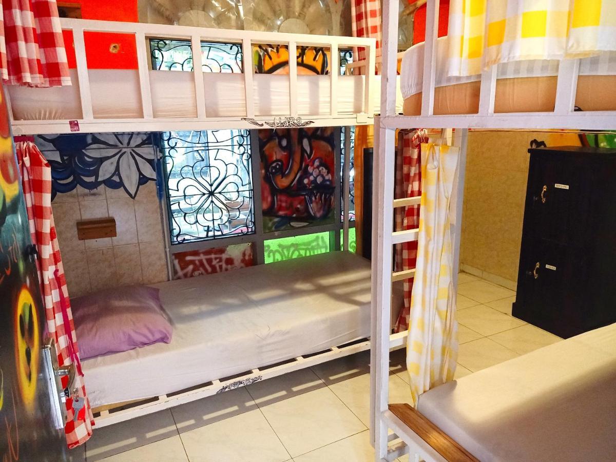 Deoplet Homestay & Gallery Yogyakarta Exterior photo